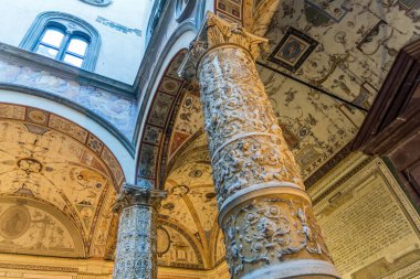 İtalya Floransa 'daki Vecchio Sarayı' nın içinde.