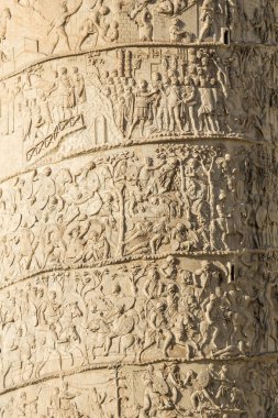 Roma, İtalya 'daki Trajan sütununun ayrıntıları