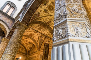 İtalya Floransa 'daki Vecchio Sarayı' nın içinde.