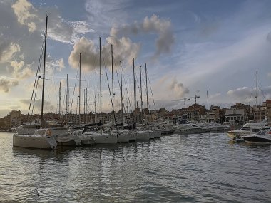 Costa Daurada, İspanya 'dan tipik tatil yeri (Cambrils, Salou).