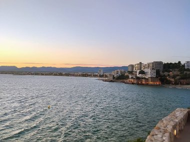 Costa Daurada, İspanya 'dan tipik tatil yeri (Cambrils, Salou).