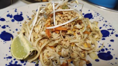 Thai food, original pad thai