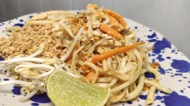 Thai food, original pad thai