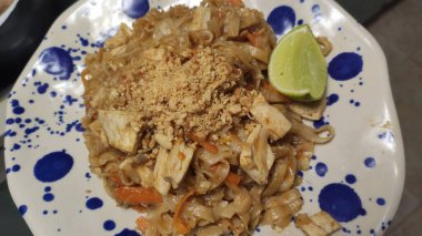 Thai food, original pad thai