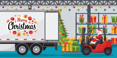 Palet rafları ve kutularla dolu bir depo. Noel Baba bir konteynır kamyonuna forklift yükleme hediyesi sürüyor. Mevsim için kargo lojistiği ve yüksek talep mallarının nakliyesi için Noel kampanyası