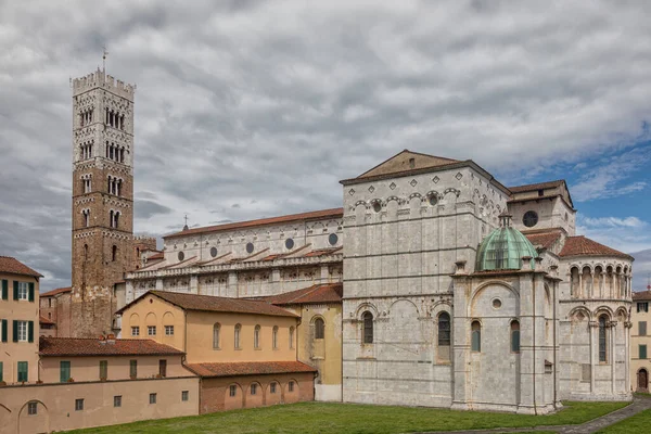 Katedra Lucca Pod Pięknym Niebem Toskania Włochy — Zdjęcie stockowe
