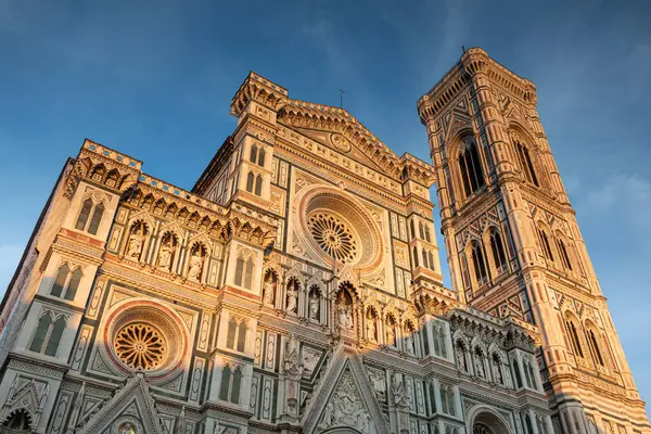 Renesansowa Fasada Katedry Florencji Wieczornym Świetle Toskania Włochy — Zdjęcie stockowe
