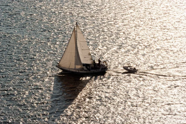 High Angle View Sail Boat Gliding Open Sea Sunset — Stock Photo, Image