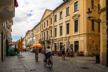 BRATISLAVA, SLOVAKIA - 18 Ağustos 2019: Venturska Caddesi 'ndeki Zichy Sarayı