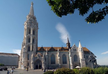 BUDAPEST, HUNGARY 19 AĞUSTOS 2019: 14. yüzyıl kilisesine burada evlenen Kral Matthias 'ın adı verildi..