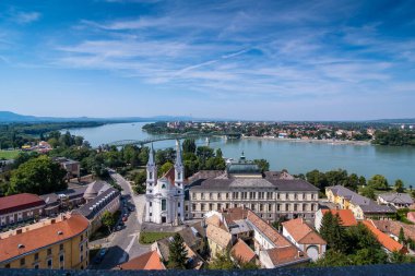 ESZTERGOM, HUNGARY - 20 AĞUSTOS 2019: Castle Hill 'den Hristiyan Müzesi