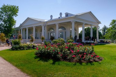 St. PETERSBURG, RUSSIA - 6 AĞUSTOS 2019: Catherine Park 'taki Cameron Galerisi, Tsarskoe Selo (Puşkin)