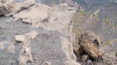 Fuencaliente volkanı, 1677 yılında İspanya 'nın La Palma adasında patlayan ve takımadalardaki 17 tarihi patlamadan biri olan volkandır..