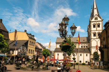 Marktplatz Meydanı, 11 Haziran 2019, Marktplatz Meydanı. Boppard, Almanya 'da Rhineland-Palatinate eyaletinde yer alan bir şehirdir..