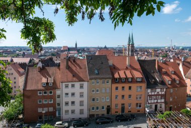 NUREMBERG, ALMANY - 13 Haziran 2019: İmparatorluk Kalesi 'nden eski şehir silueti