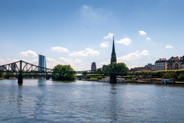 FRANKFURT, GERMANY - 17 Haziran 2019: Ostend bölgesindeki Avrupa Merkez Bankası 'nın yeni genel merkezi,