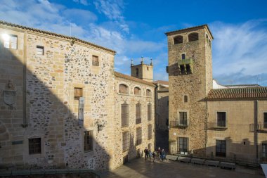 CACERES, İspanya - 25 Kasım 2018 Los Golfines de Abajo Palac