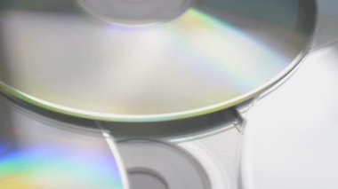 CD ve DVD 'de Dolly çekimi. Çok yakın.