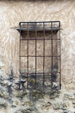 eski kirli duvar eski kirli pencere
