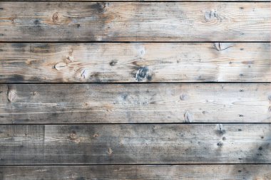 Çatlak ve düğümlü doğal ahşap doku.