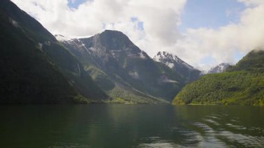 Norveç, Sognefjord 'a yelken açmak