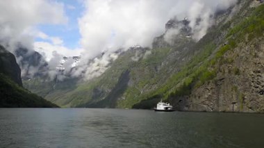 Norveç, Sognefjord 'a yelken açmak