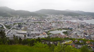 Bergen, Norrway - 2 Haziran 2017, Flyen 'dan Bergen' e bakın. Pan