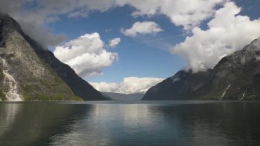 Norveç, Sognefjord 'a yelken açmak