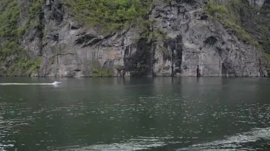 Geiranger ya da Geirangerfjord Norveç 'in More og Romsdal ilinin Sunnmore ilçesine bağlı bir fiyorttur..