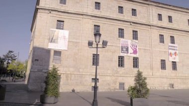 Valladolid, İspanya 'daki San Benito Kilisesi' nin cephesi. Pan