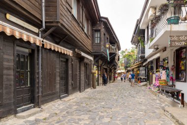 NESEBAR, BULGARIA - 5 Haziran 2018: Nesebar (veya Nessebar), Bulgaristan 'ın Karadeniz kıyısındaki en büyük tatil beldelerinden biridir. Eş anlamlı Nesebar Belediyesi 'nin yönetim merkezidir..