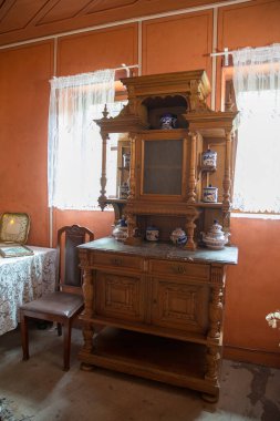 PLOVDIV, BULGARIA - 6 Haziran 2018: Tüccar ve toprak sahibi Stephan Hindliyan 'ın evi 1835 yılında inşa edildi. Ev bitişikteki Balabanov evine bağlı. Etkileyici bir Rönesans evleri topluluğu oluşturuyor.. 