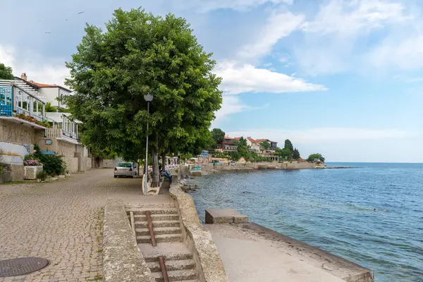 NESEBAR, BULGARIA - 5 Haziran 2018: Nesebar (veya Nessebar), Bulgaristan 'ın Karadeniz kıyısındaki en büyük tatil beldelerinden biridir. Eş anlamlı Nesebar Belediyesi 'nin yönetim merkezidir..