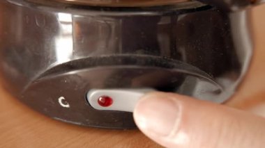 Ev aletlerini açıyorum. 14 güç düğmesine basma sırasını kapat.