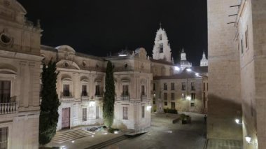 Vista nocturna en Salamanca, İspanya