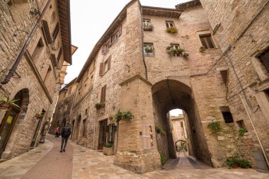 ROME, ITALY ECTOBER 25, 2018: Piazza del Campidoglio, Capitoline Hill 'in tepesinde, Palazzo Senatorio' nun maskesiyle.