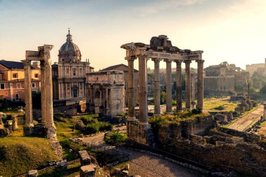 ROME, ITALY ECTOBER 25, 2018: Piazza del Campidoglio, Capitoline Hill 'in tepesinde, Palazzo Senatorio' nun maskesiyle.
