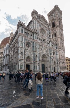 ROME, ITALY ECTOBER 25, 2018: Piazza del Campidoglio, Capitoline Hill 'in tepesinde, Palazzo Senatorio' nun maskesiyle.