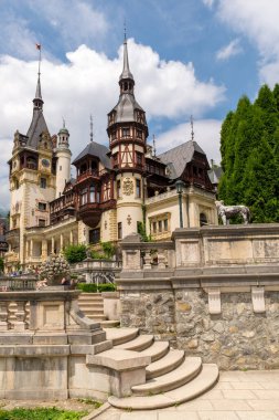 Romanya 'nın Sinaia kentindeki Peles Kalesi 