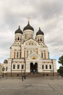 TALLINN, ESTONIA - 12 Haziran 2016: Estonya 'nın Tallinn Eski Kasabası' ndaki bir ortodoks katedrali olan Alexander Nevsky Katedrali.