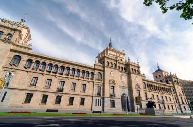 Paseo de Zorrilla 'daki Süvari Akademisi, Valladolid, İspanya
