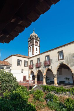 FUNCHAL, MADEIRA, PORTUGAL - 9 Eylül 2017: Santa Clara Manastırı 16. yüzyılın sonlarında Madeira Adası 'nın ikinci yüzbaşı Joao Goncalves da Camara' nın emriyle inşa edilmiştir.