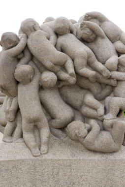 OSLO, NORway - 7 Haziran 2017: Vigeland Park 'ta Gustav Vigeland' ın heykelleri