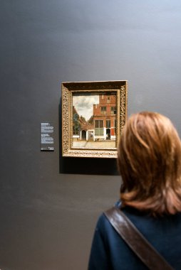 AMSTERDAM, NETHERLANDS - 10 Mayıs 2017: Amsterdam 'da sanat ve tarihe adanmış bir Hollanda Ulusal Müzesi