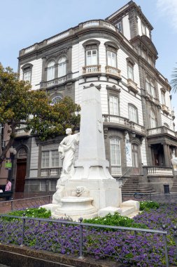 LAS PALMAS, GRAN Kanarya, İspanya - 30 Temmuz 2016: Las Palmas, Kanarya Adaları 'ndaki Vegueta' nın tarihi mahallesinin bir köşesi