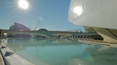 VALENCIA, İSPAIN - 6 Şubat 2019: Mimar Santiago Calatrava tarafından tasarlanan fütüristik mimari binalar kompleksi, Sanat Bilimleri Şehri