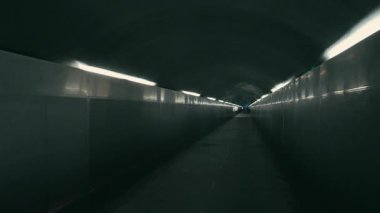 Karanlık tünel, izleme çekimi