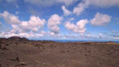 İspanya 'nın Kanarya Adaları' ndaki Lanzarote kentindeki Timanfaya Milli Parkı (ayrıca 