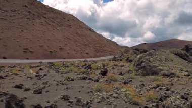 İspanya 'nın Kanarya Adaları' ndaki Lanzarote kentindeki Timanfaya Milli Parkı (ayrıca 