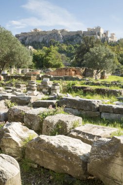 Antik Agora Atina'dan akropolisi görünümünü